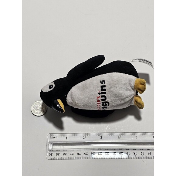 Mr. Popper's Penguins Soft Plush Toy 5" 2011 Stuffed Animal Toy - Picture 2 of 4